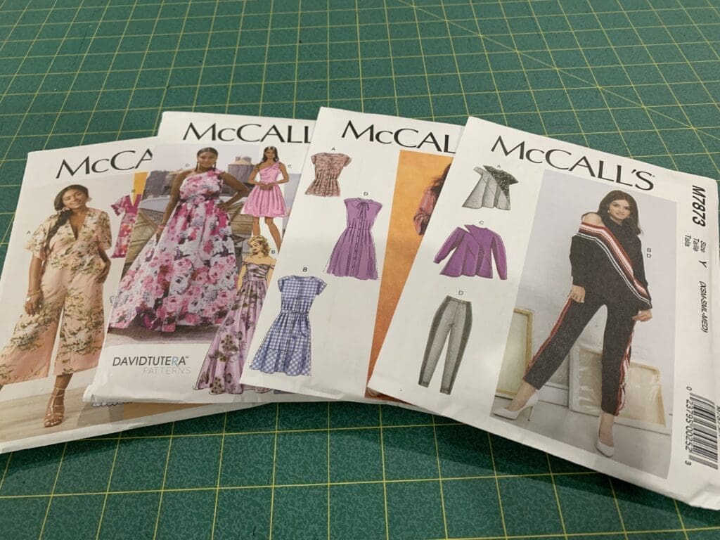 McCall's 7873 M7873 in ponte

