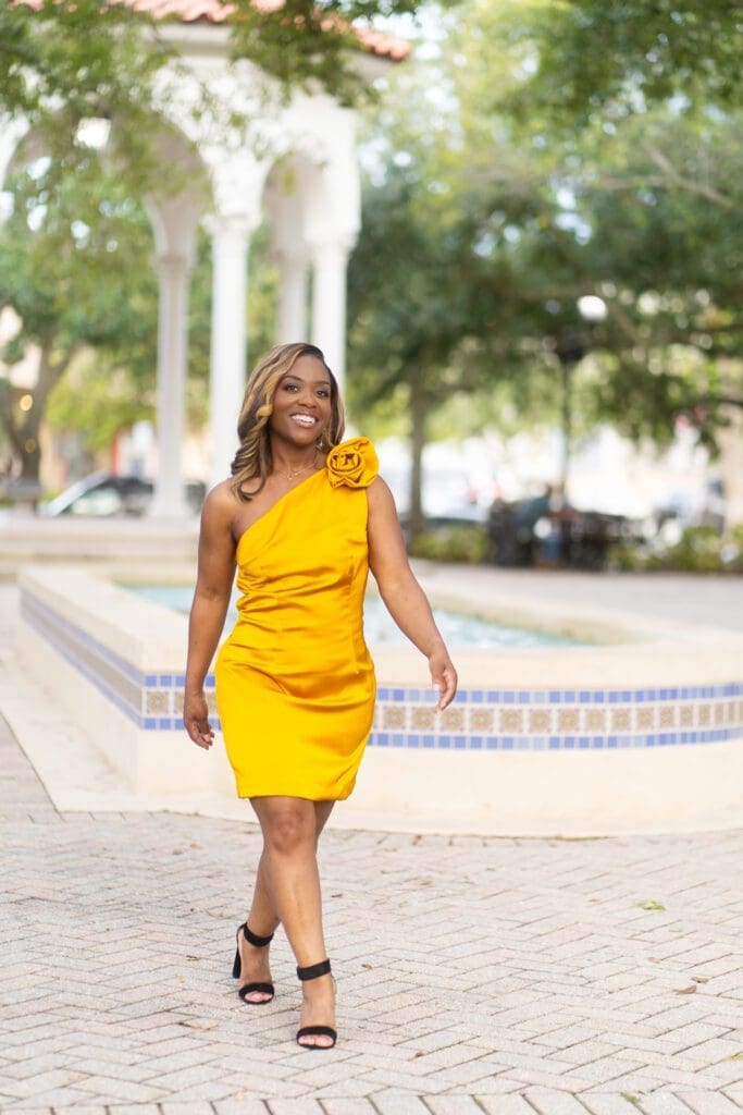 Simplicity 3099 front