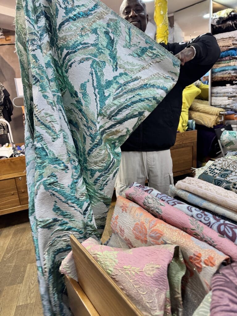 fabric shopping in Paris discount